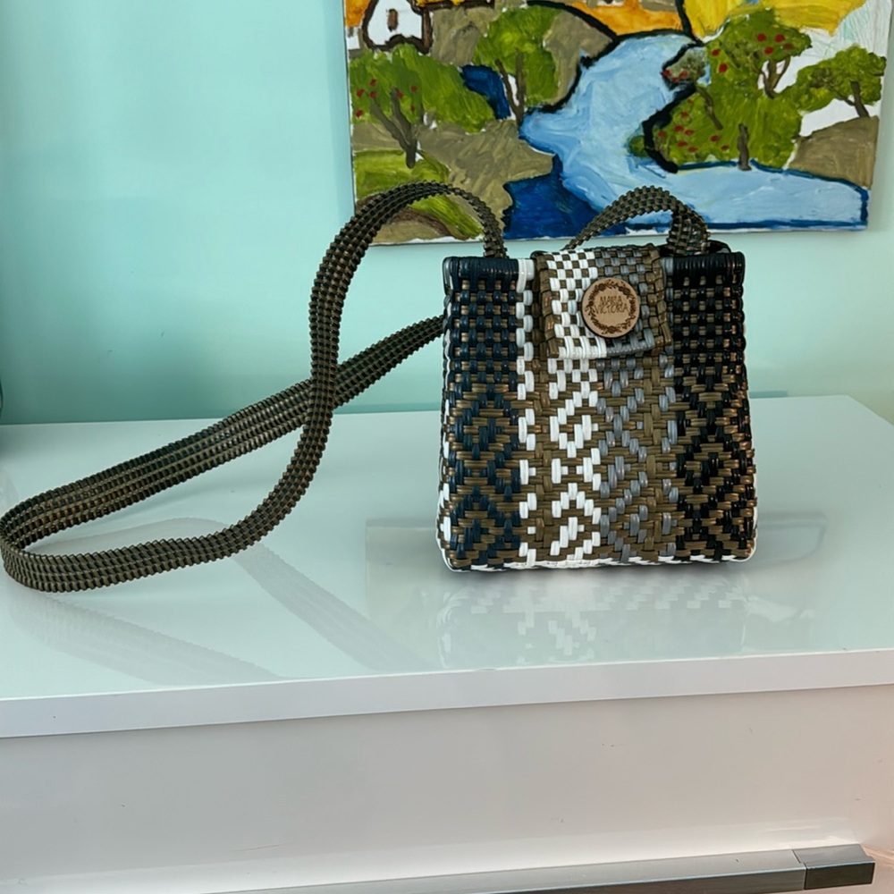 Maria Victoria purse